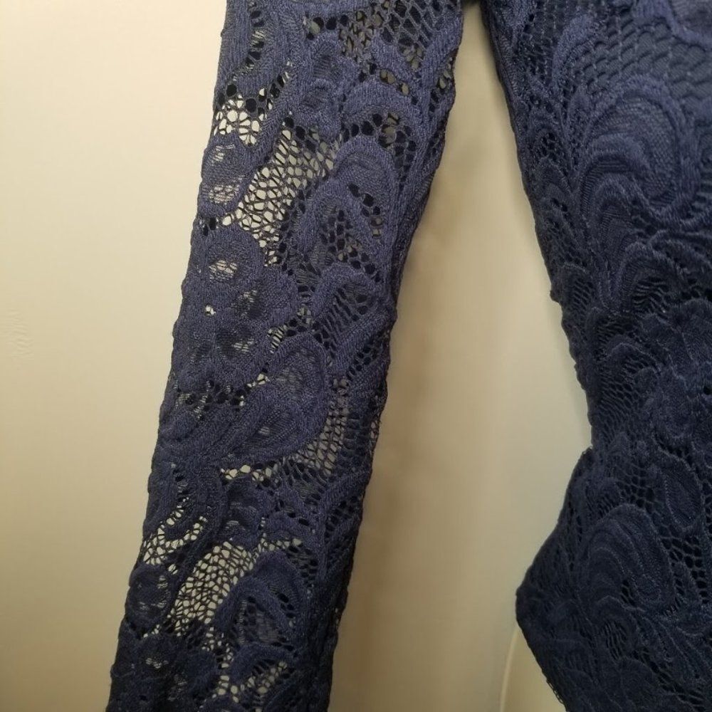 Off shoulder lace top/Small - Picture 6 of 7
